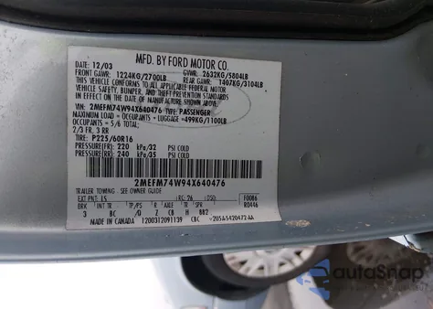 2004 Mercury Grand Marquis Gs z USA, uszkodzony, nr VIN 2MEFM74W94X640476